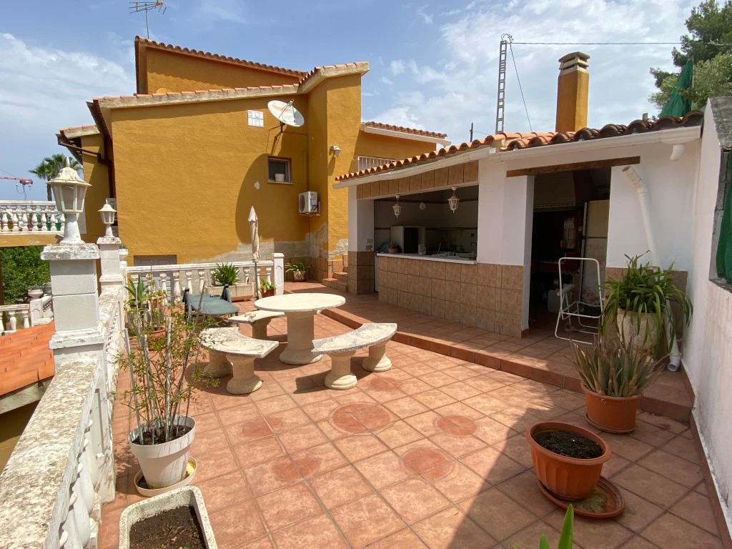 Villa for sale in Denia, Alicante
