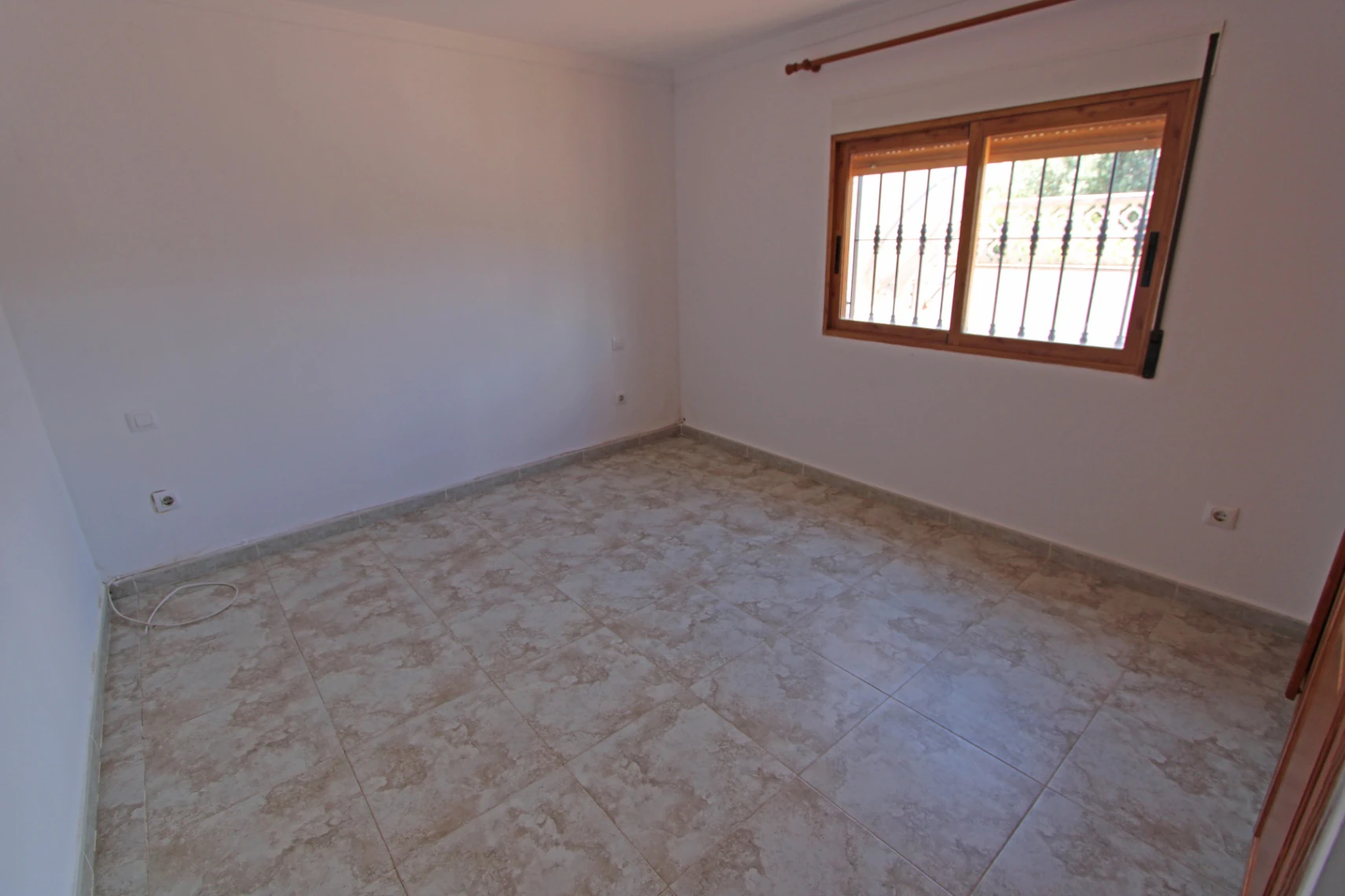 Chalet en venta con dos viviendas independientes