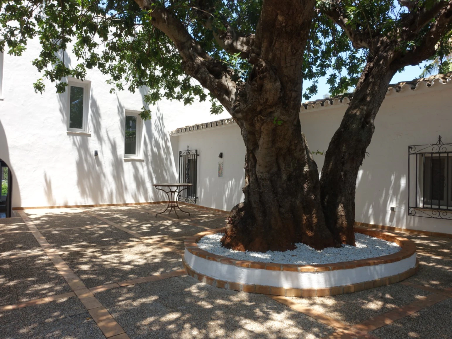 Villa with views of the sea, on the Montgo in Denia