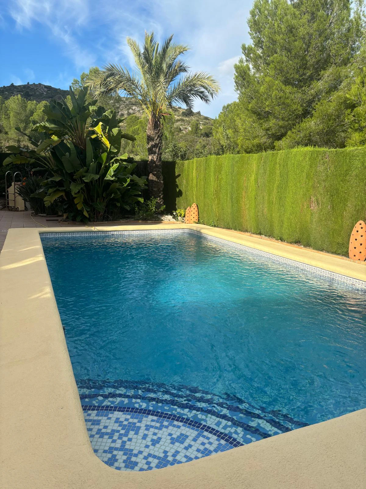 Bonita villa unifamiliar con piscina en Pedregue