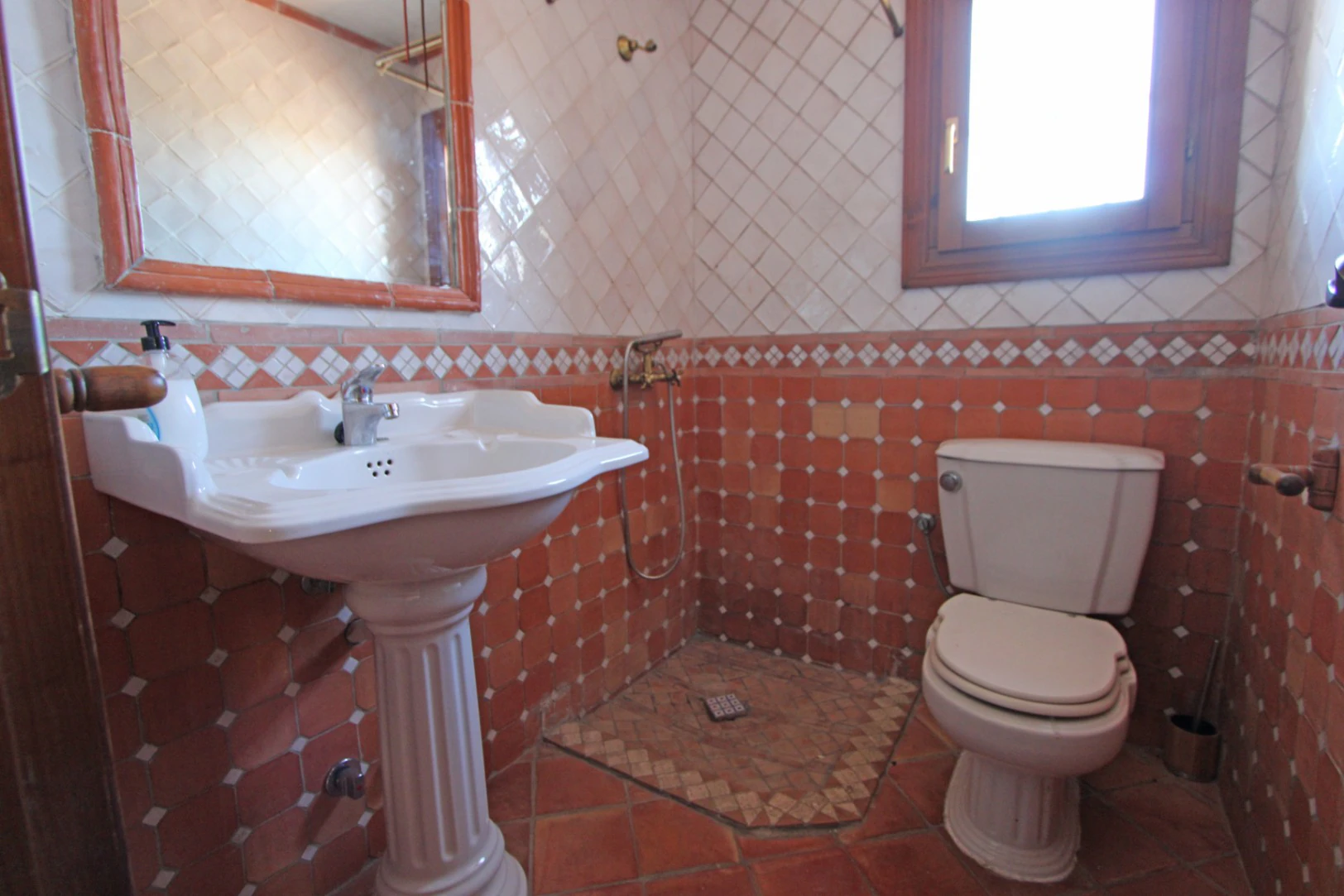 Villa / Finca con piscina en venta Orba