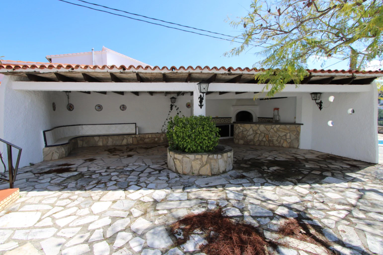 Chalet en venta con dos viviendas independientes