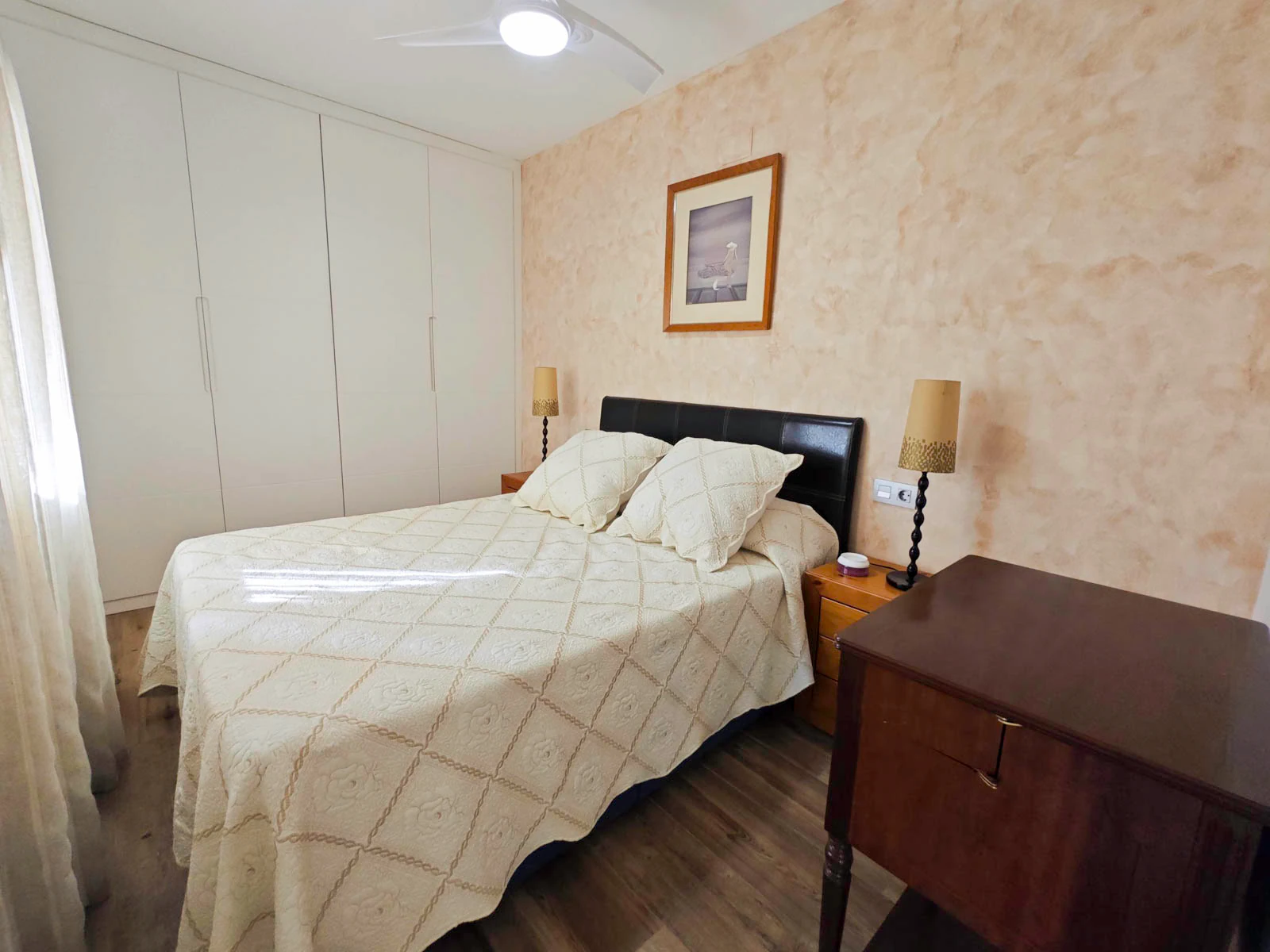 4 bedroom villa in Las Marinas, in the area of Las Brisas