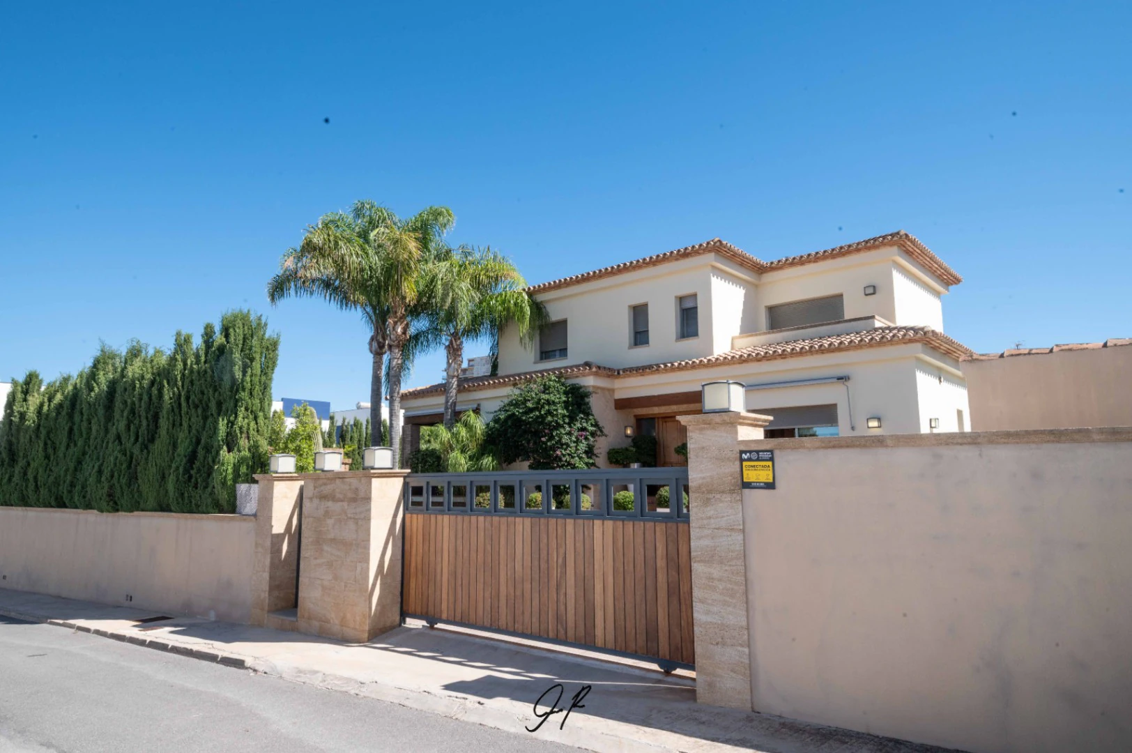 Luxury chalet in excellent residential area - Denia