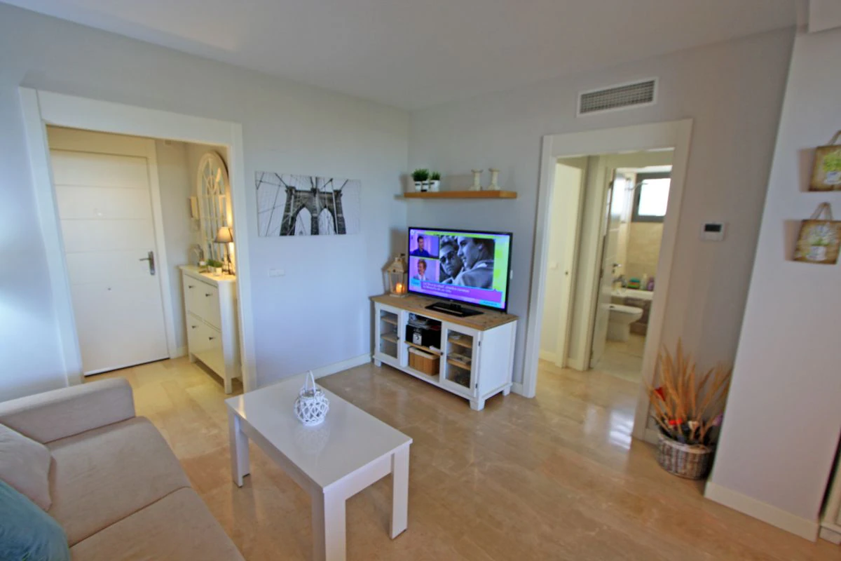APPARTEMENT CONFORTABLE AVEC VUE SUR LA MER À VERGEL MAIS À 500 M DES PLAGES DES MARINAS À DÉNIA