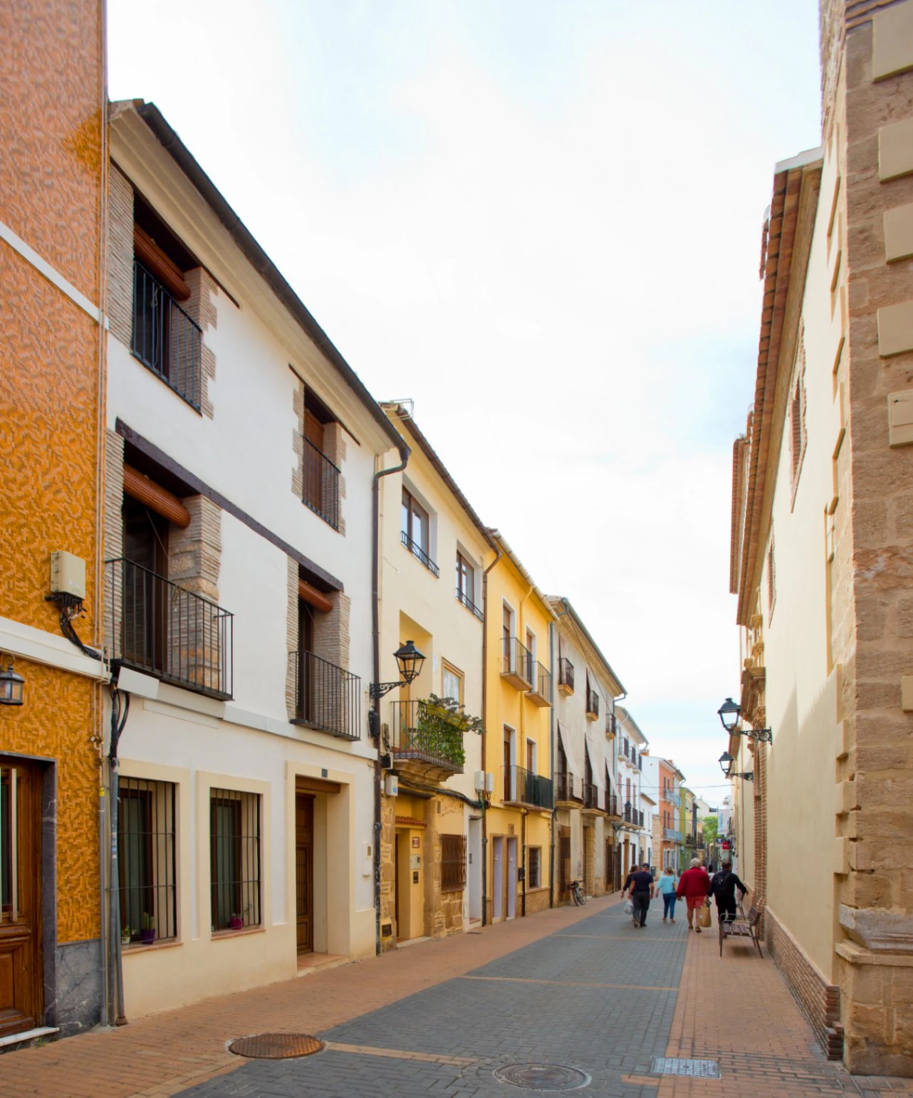 Encantadora Casa Reformada en el Corazón del Casco Antiguo de Dénia