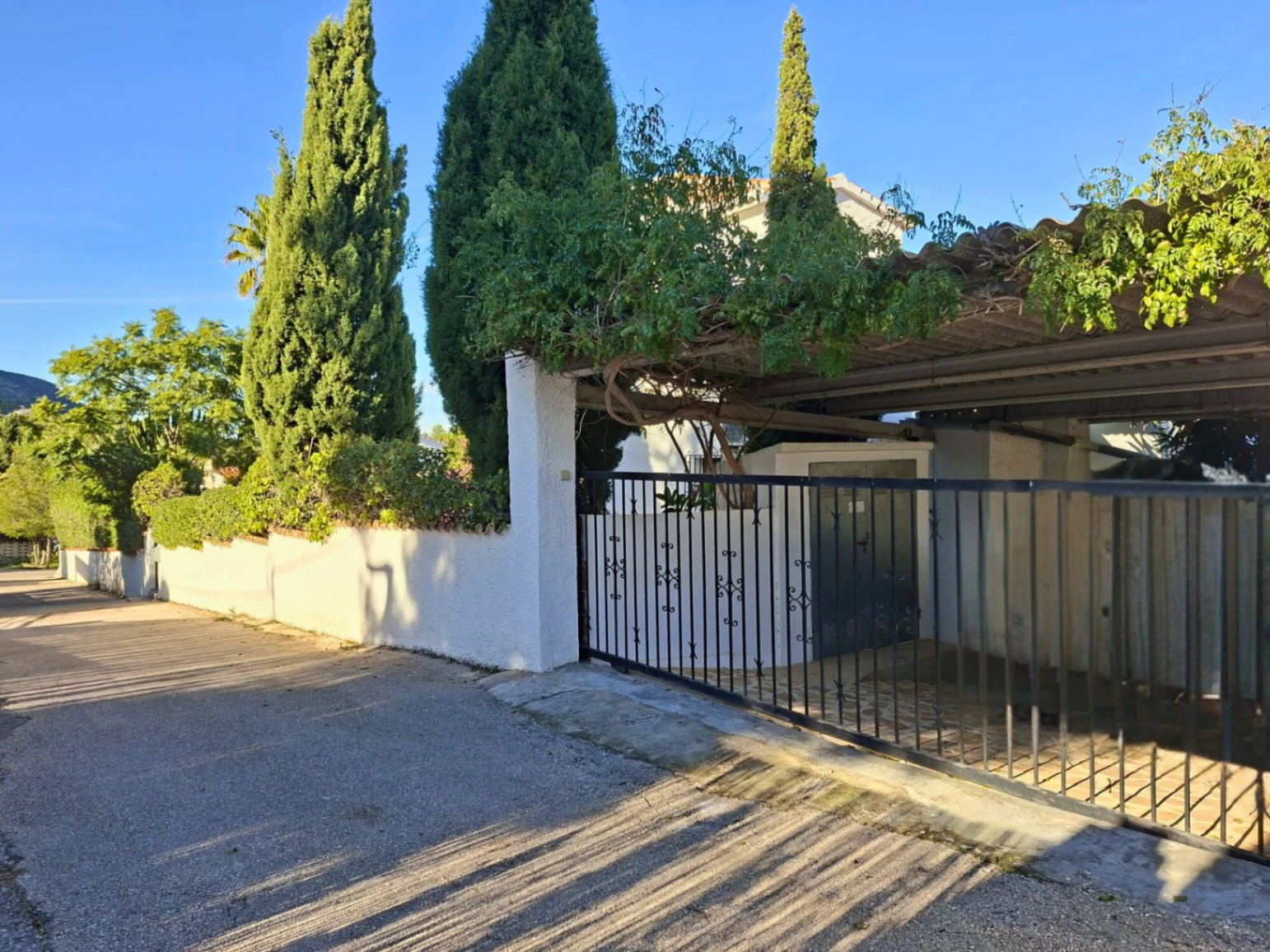 Chalet with sea and Montgó views, Denia