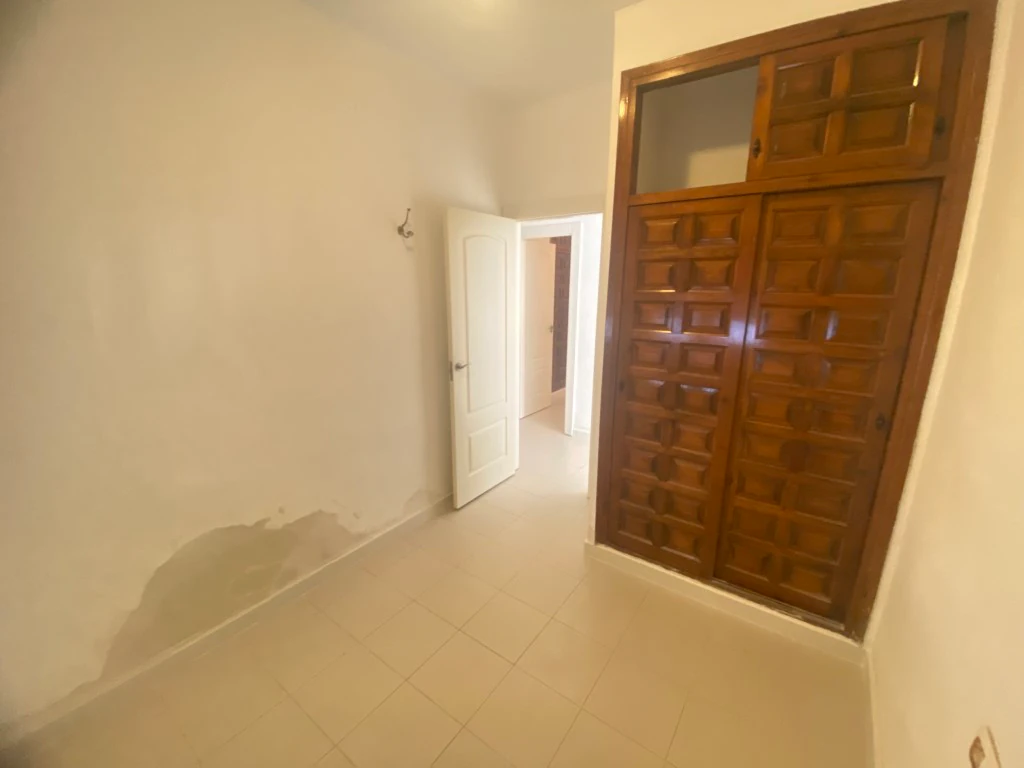 Se vende bonito apartamento en zona Marineta Casiana, cerca de Denia.