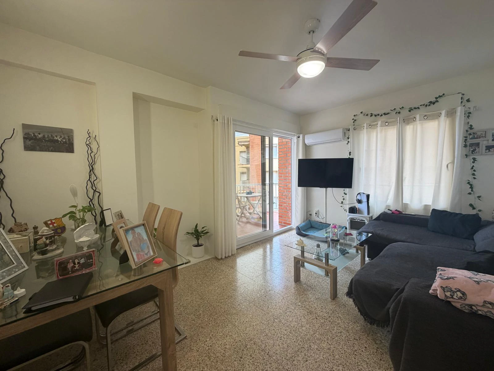 Apartamento en venta de 2 dormitorios con vistas al mar