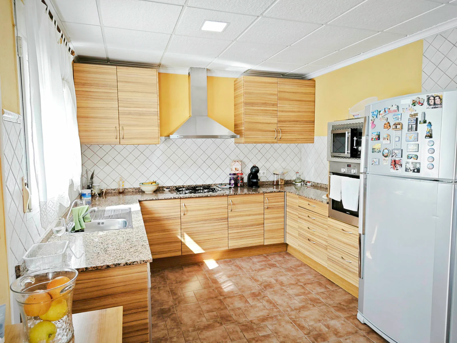 Villa de 270 m2 avec piscine à vendre à Pedreguer, quartier résidentiel à deux pas du centre