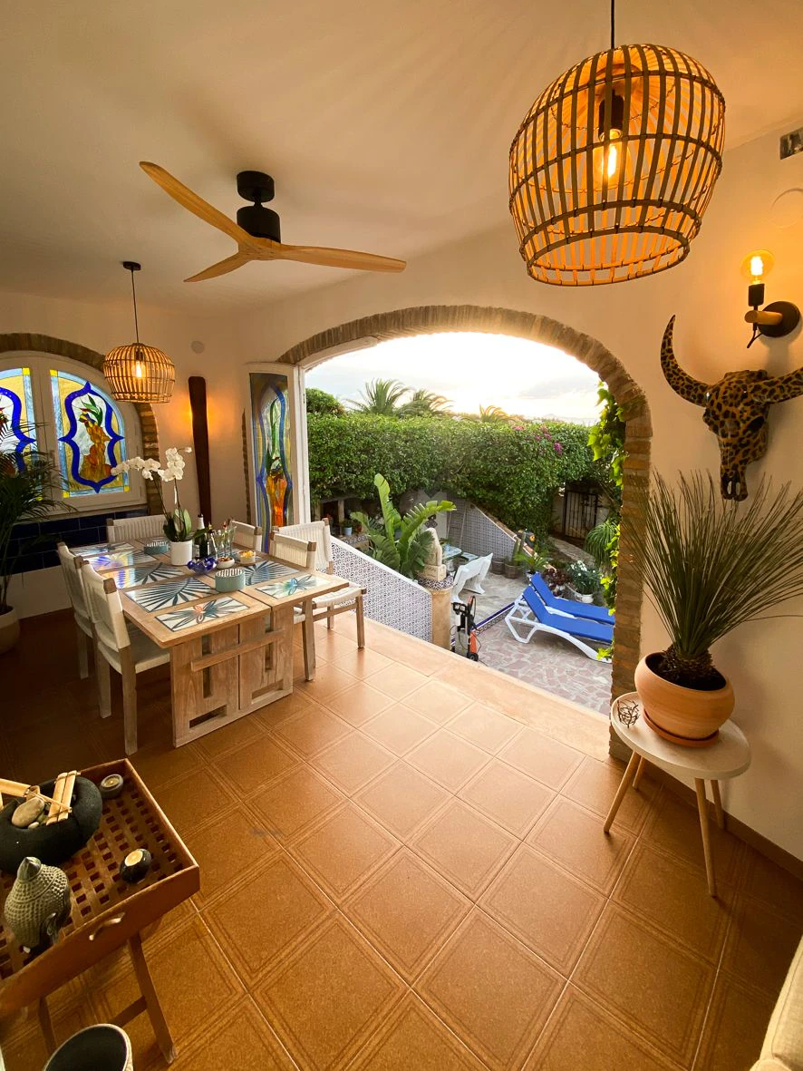 Classic villa in Dénia with views