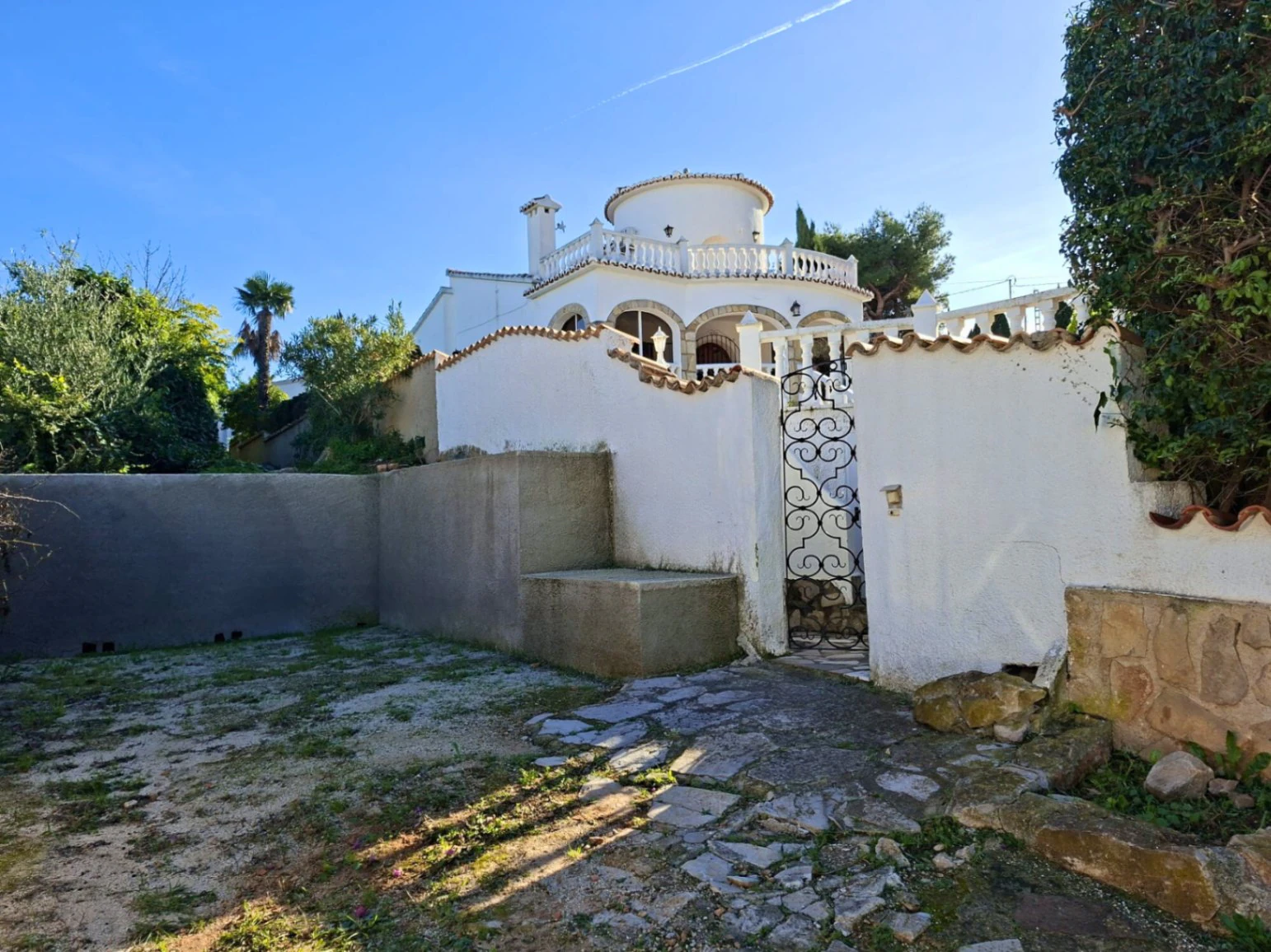 Chalet with sea and Montgó views, Denia