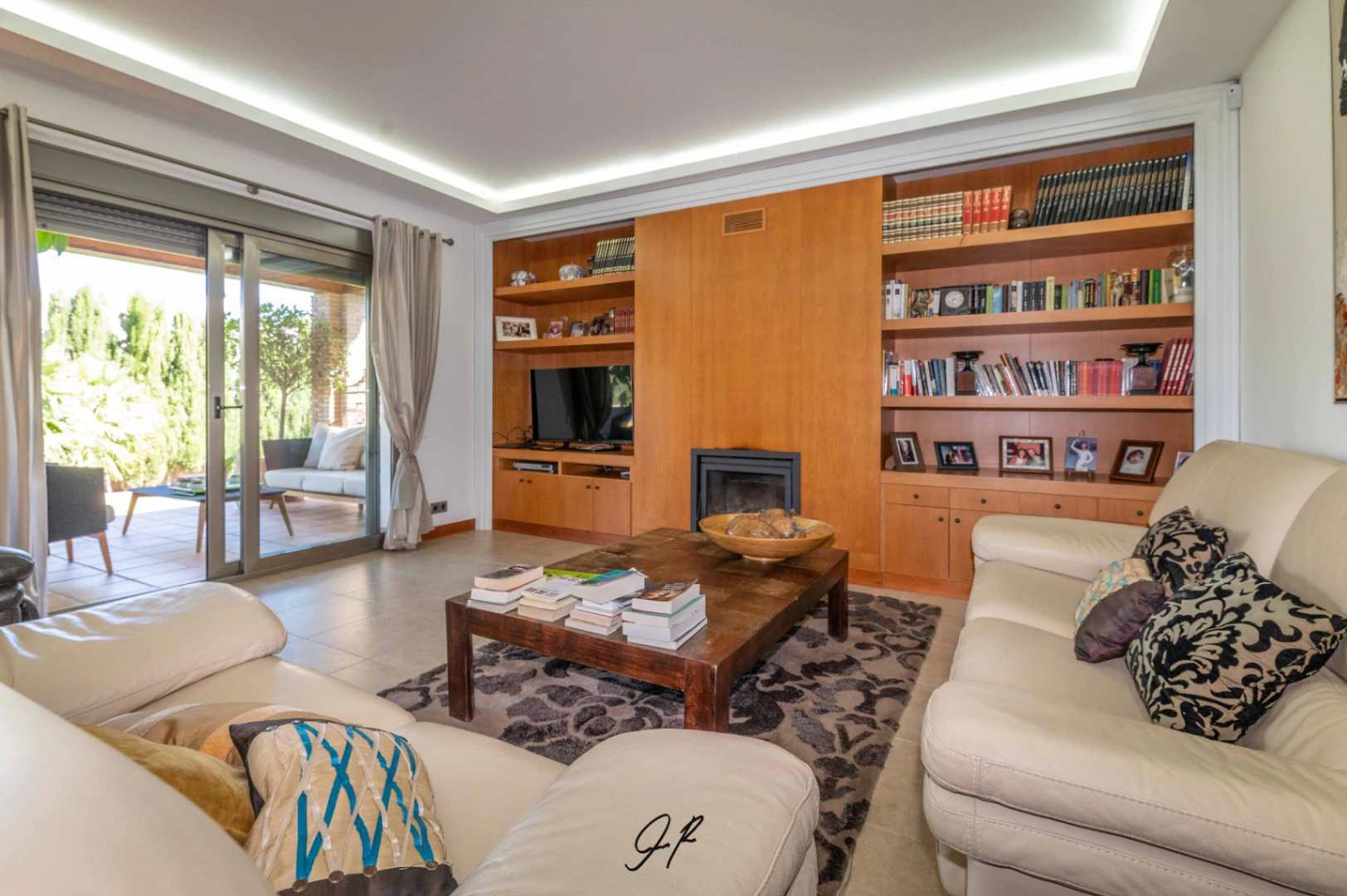Luxury chalet in excellent residential area - Denia