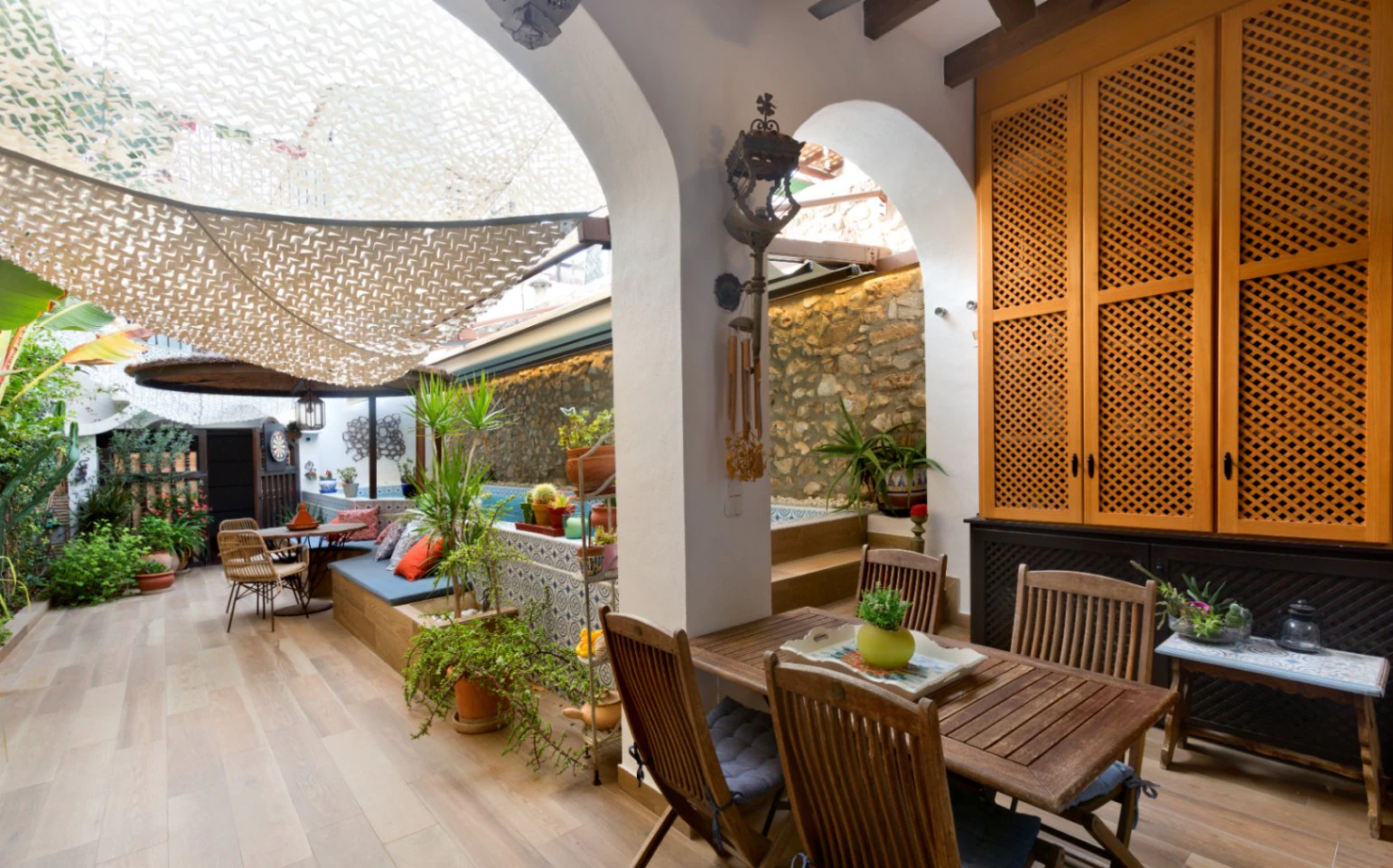 Encantadora Casa Reformada en el Corazón del Casco Antiguo de Dénia