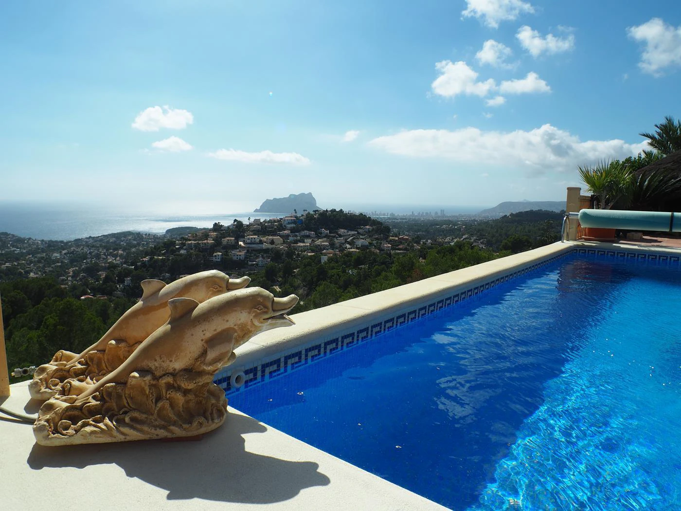 Villa de luxe de style classique à Moraira avec vue au mer