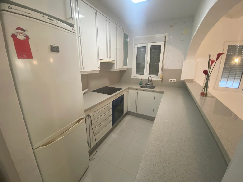 Se vende bonito apartamento en zona Marineta Casiana, cerca de Denia.