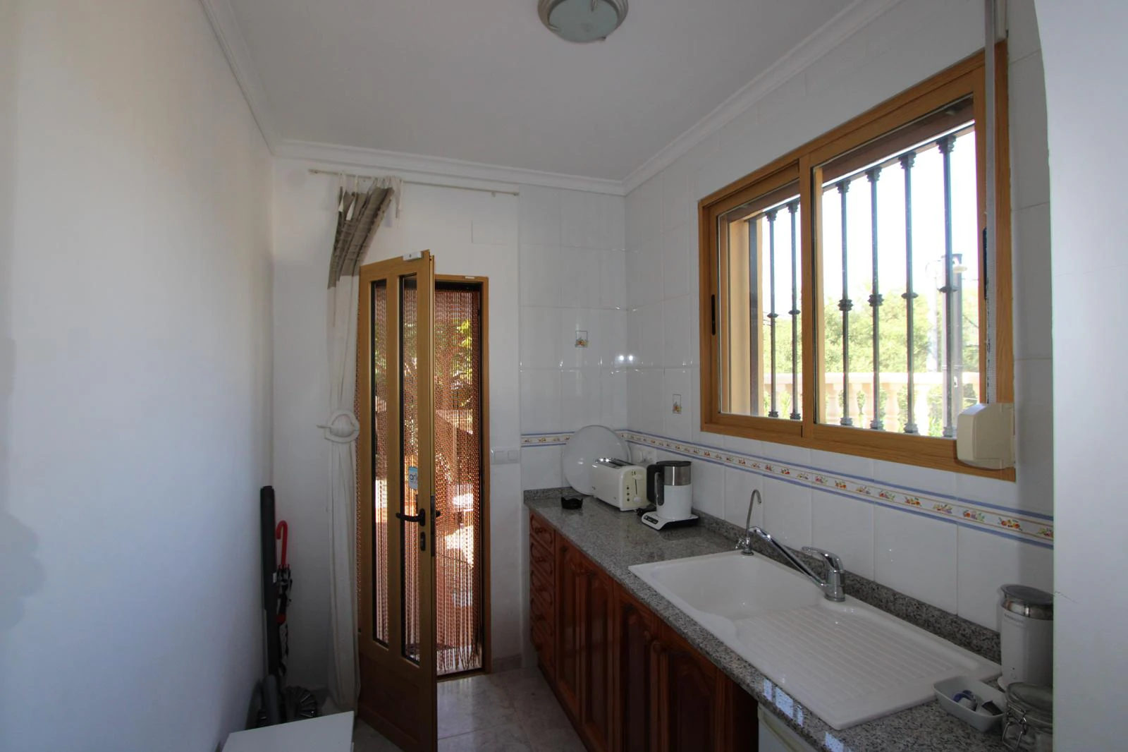 Impresionante villa de 3 dormitorios a la venta con vistas al valle y apartamento de invitados independiente