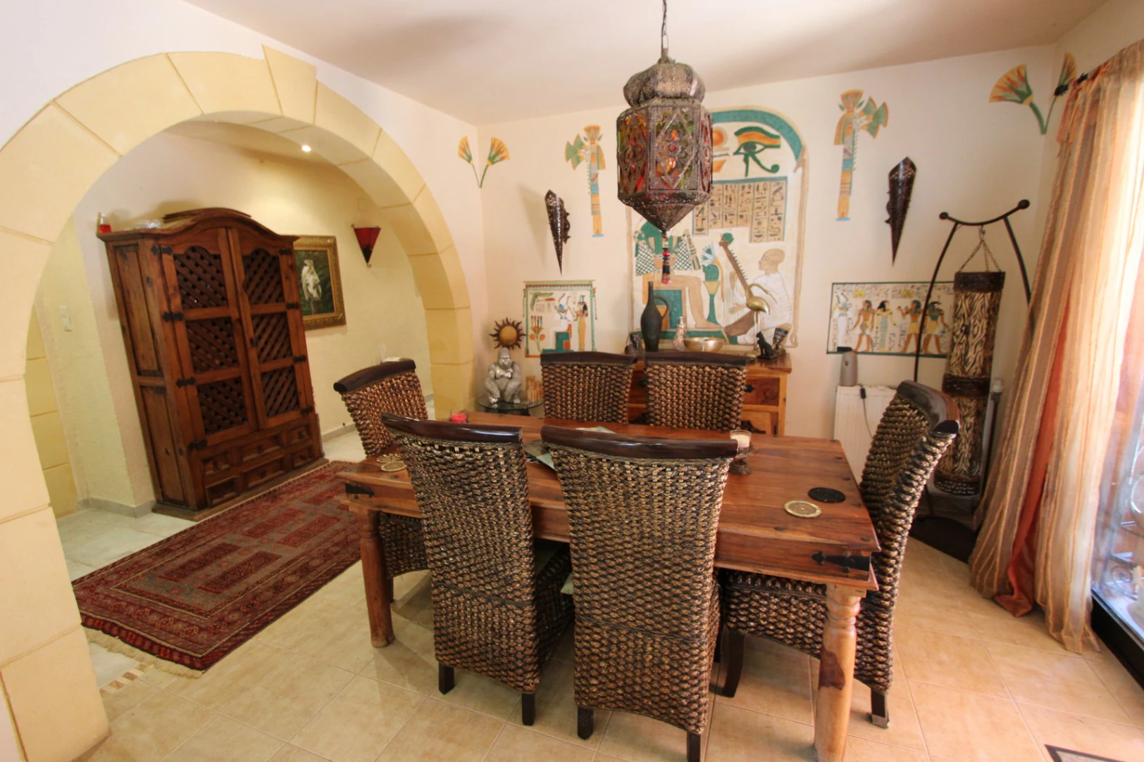 Villa con piscina y fantásticas vistas al valle de Orba en venta