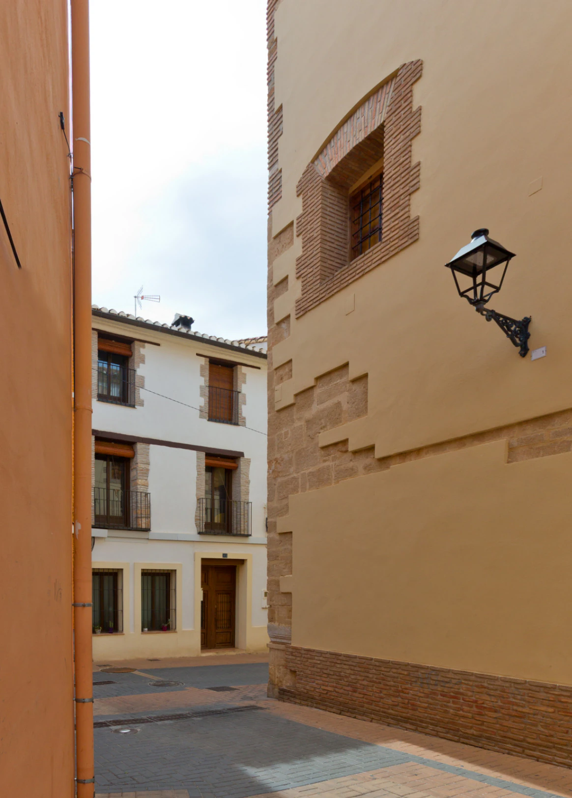 Encantadora Casa Reformada en el Corazón del Casco Antiguo de Dénia