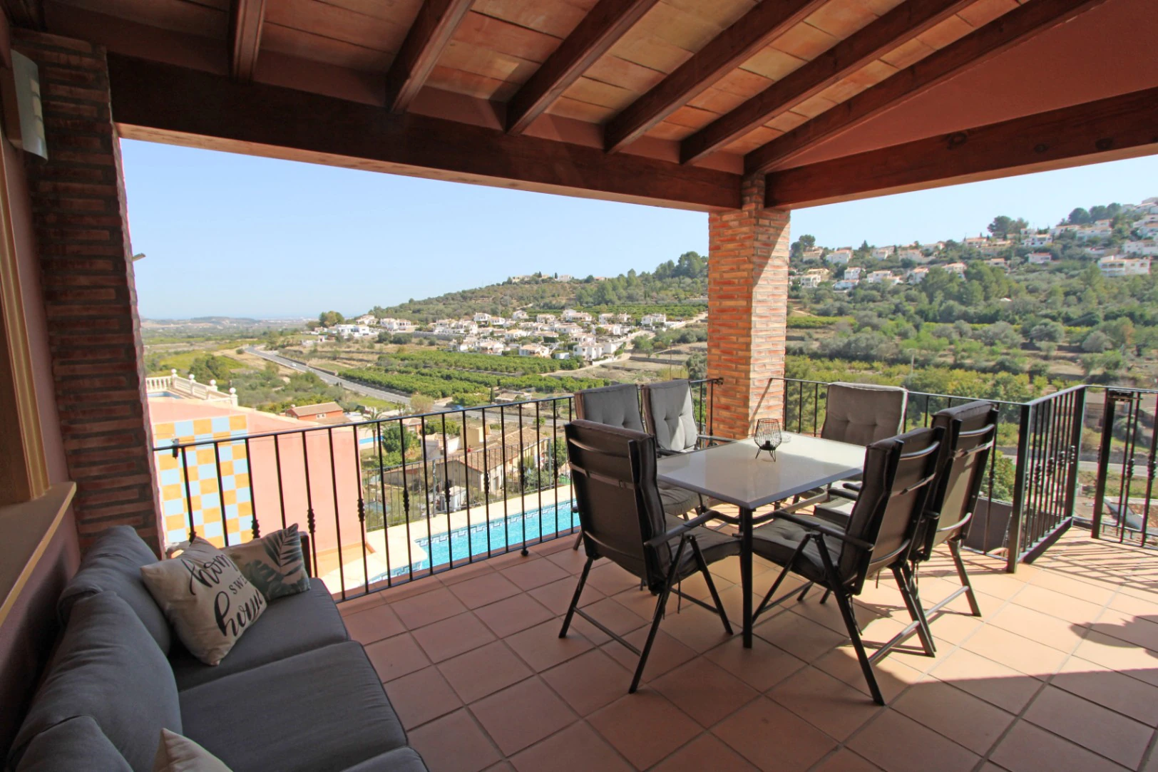 Villa à vendre à Orba avec des vues fantastiques