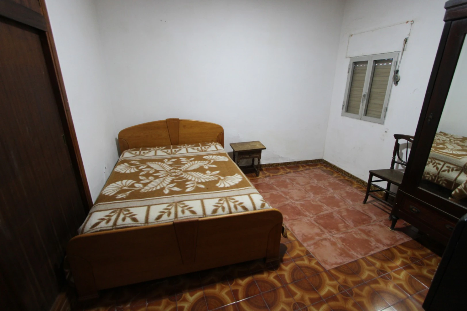 Village house for sale with garage in Murla