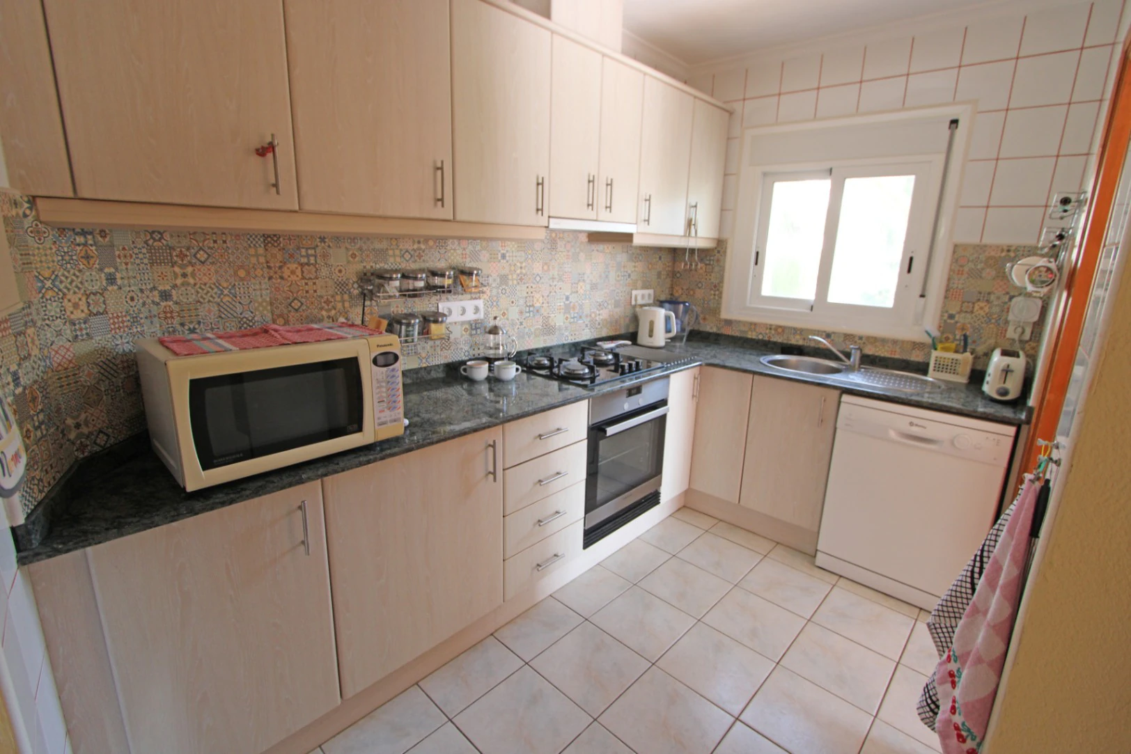 Chalet à vendre avec piscine à Sanet