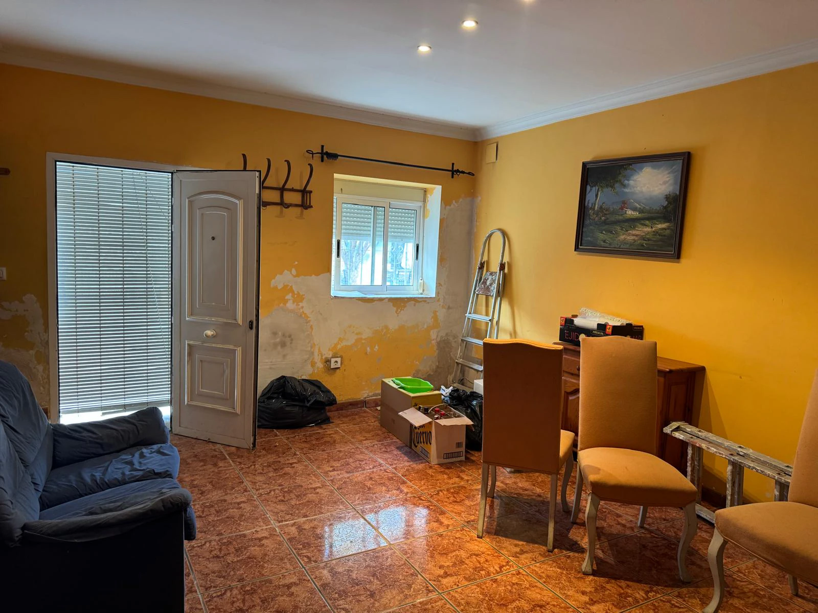 Casa  tipica de pueblo en Denia con 3 dormitorios en venta