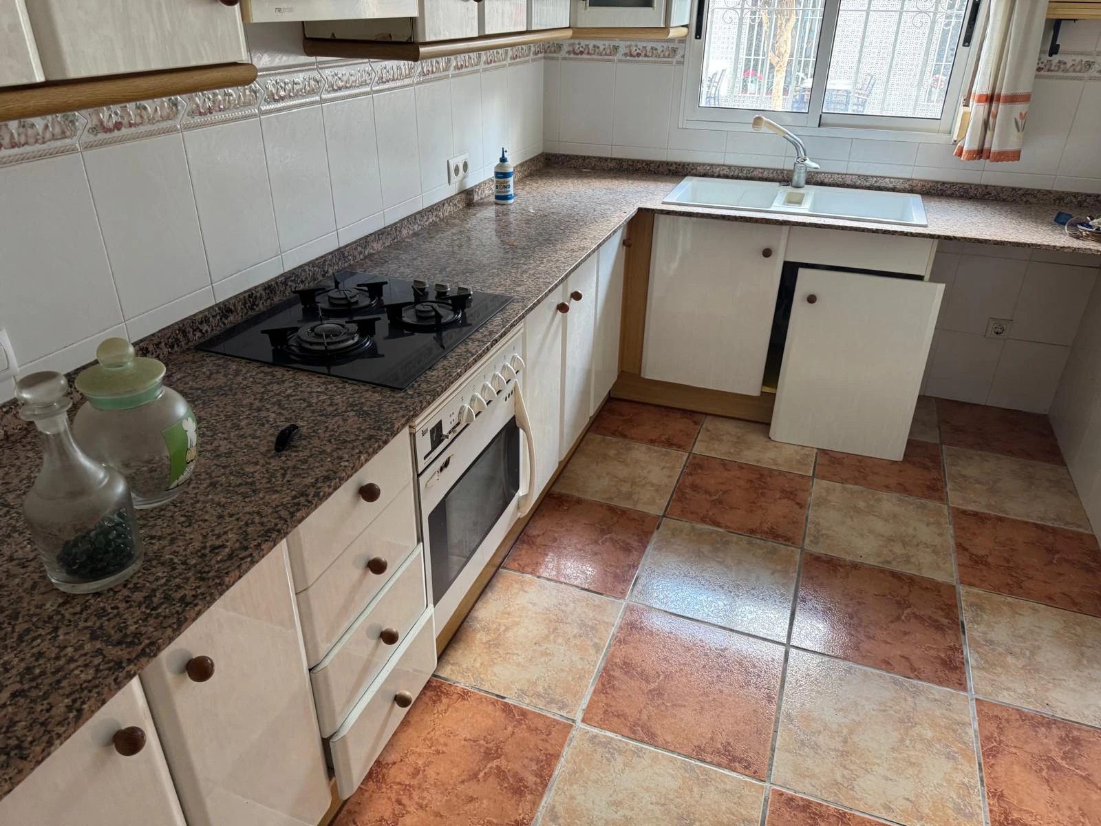 Casa  tipica de pueblo en Denia con 3 dormitorios en venta
