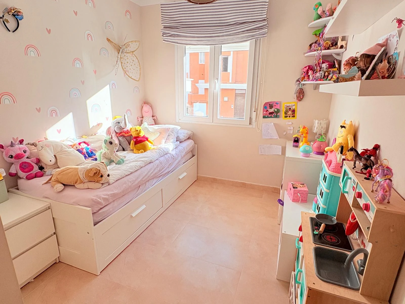 Apartamento PRIMERA LINEA PLAYA Denia con 3 dormitorios y piscina comunitaria