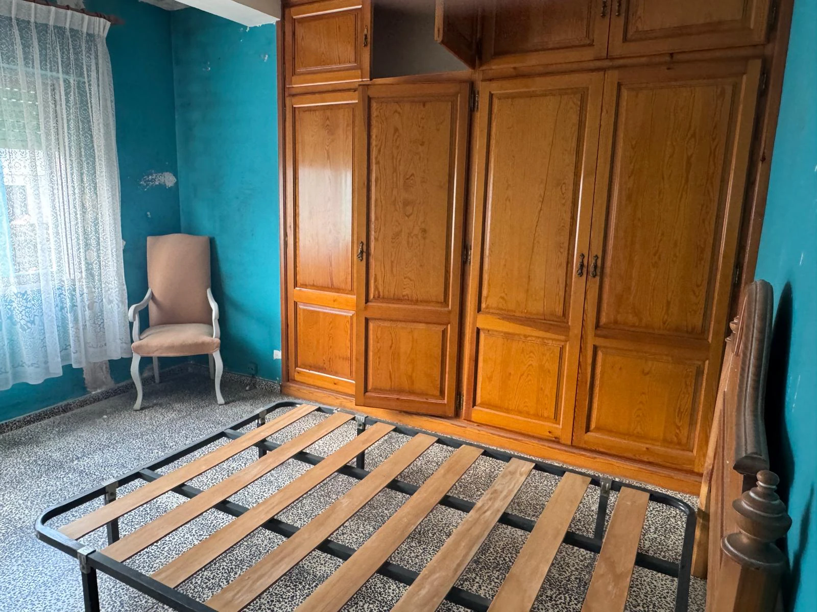 Casa  tipica de pueblo en Denia con 3 dormitorios en venta