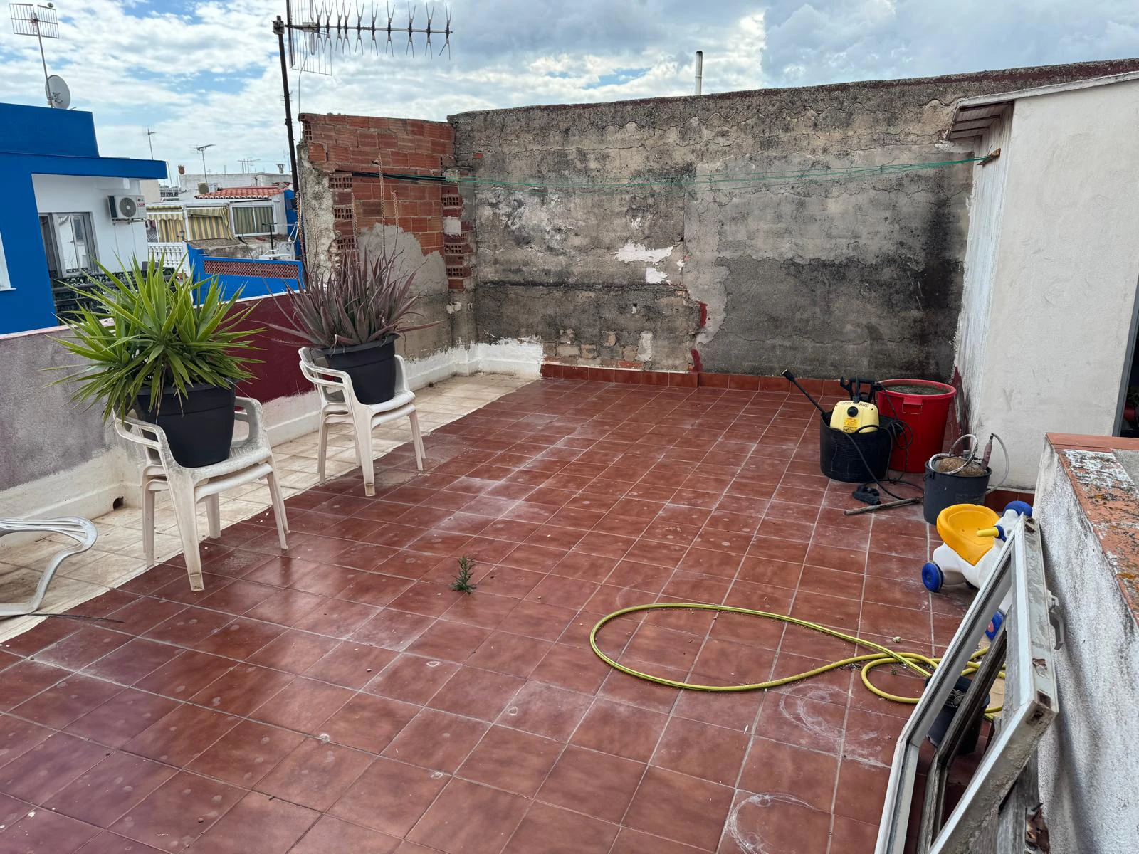Casa  tipica de pueblo en Denia con 3 dormitorios en venta