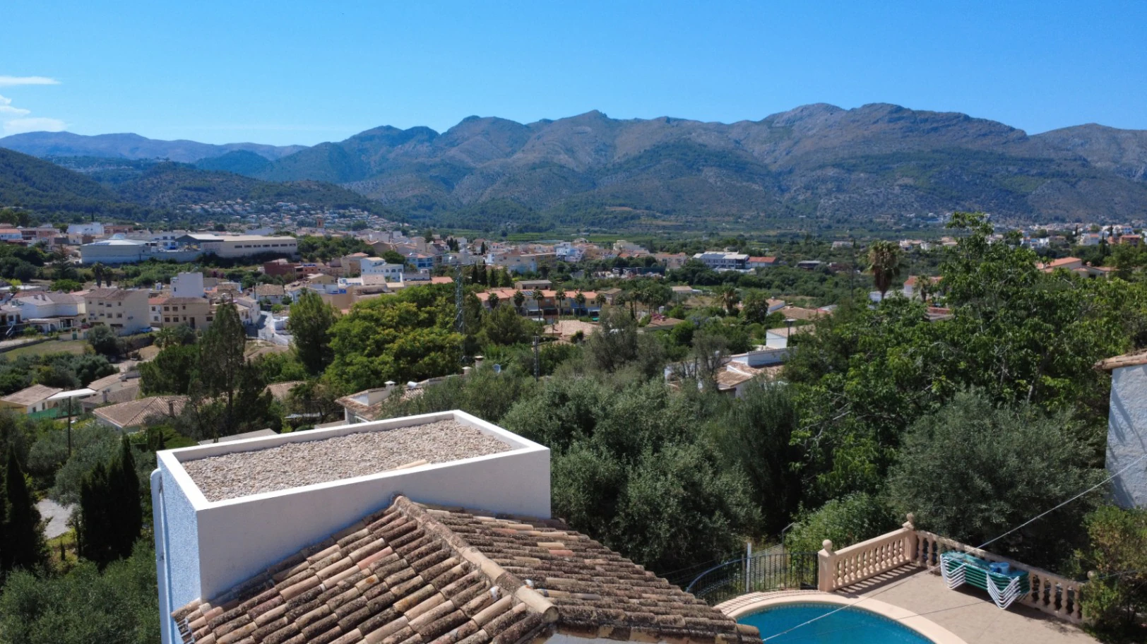 Chalet a la venta en Orba con excelentes vistas