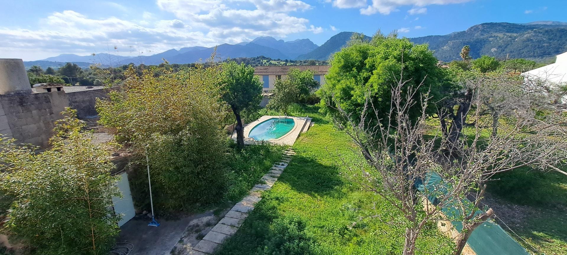 Hermosa casa de pueblo completamente restaurada en Campanet, zona tranquila y privilegiada