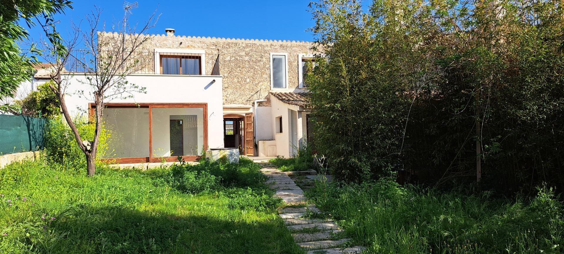 Hermosa casa de pueblo completamente restaurada en Campanet, zona tranquila y privilegiada