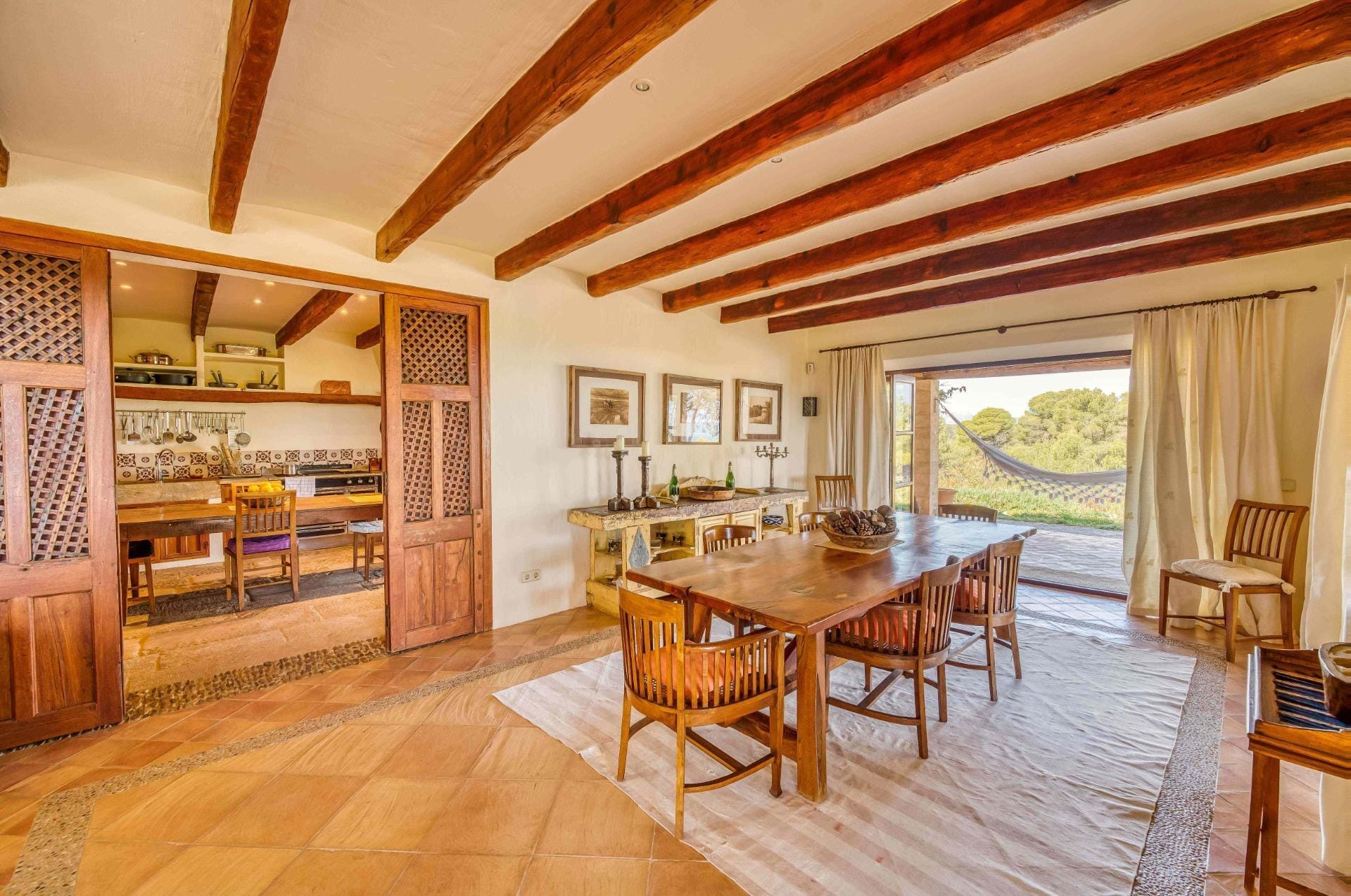 Finca única en Mallorca con impresionantes vistas de toda la bahía
