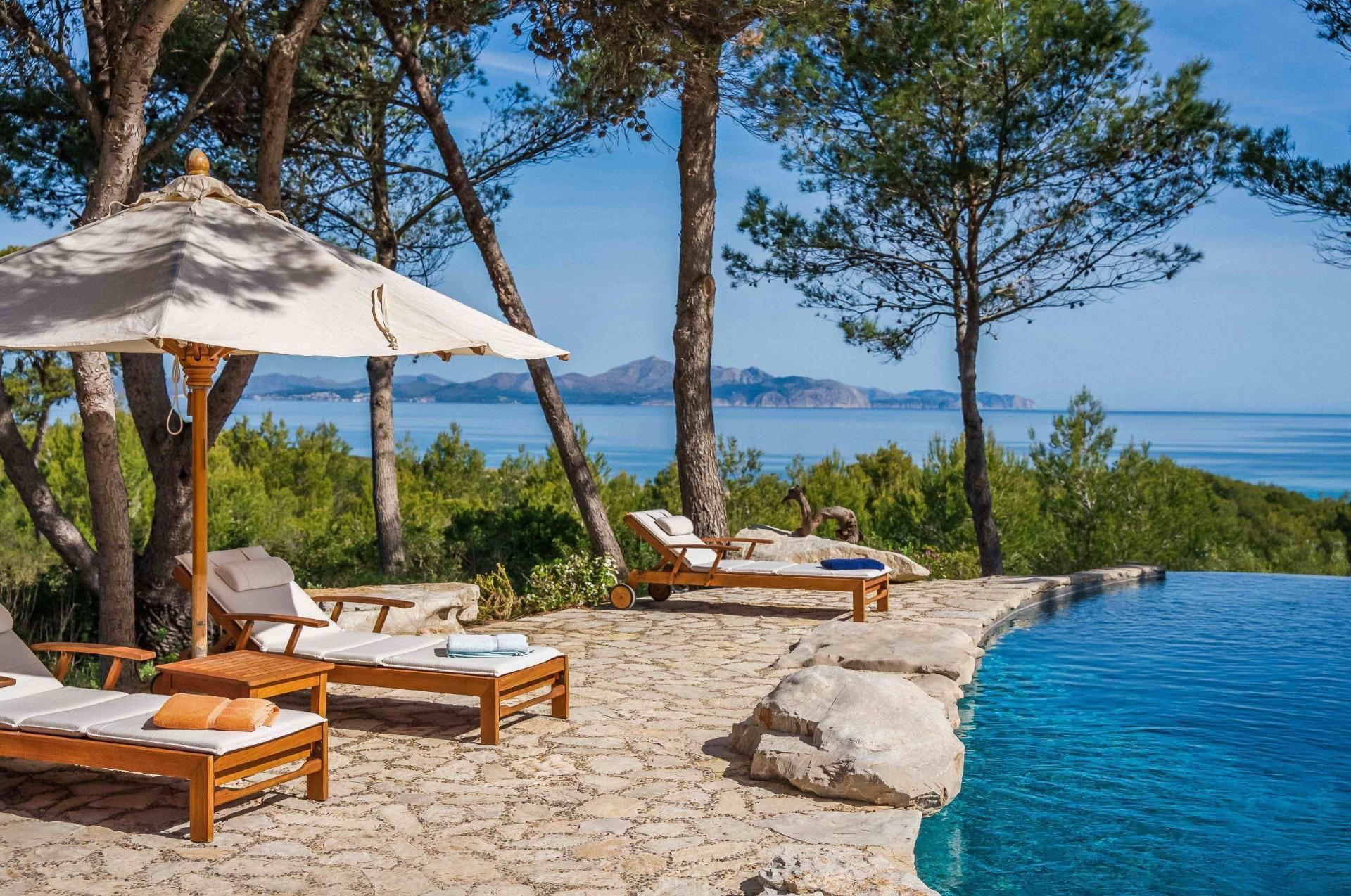 Finca única en Mallorca con impresionantes vistas de toda la bahía