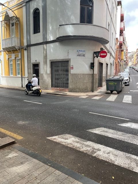 Local centrico en Alquiler