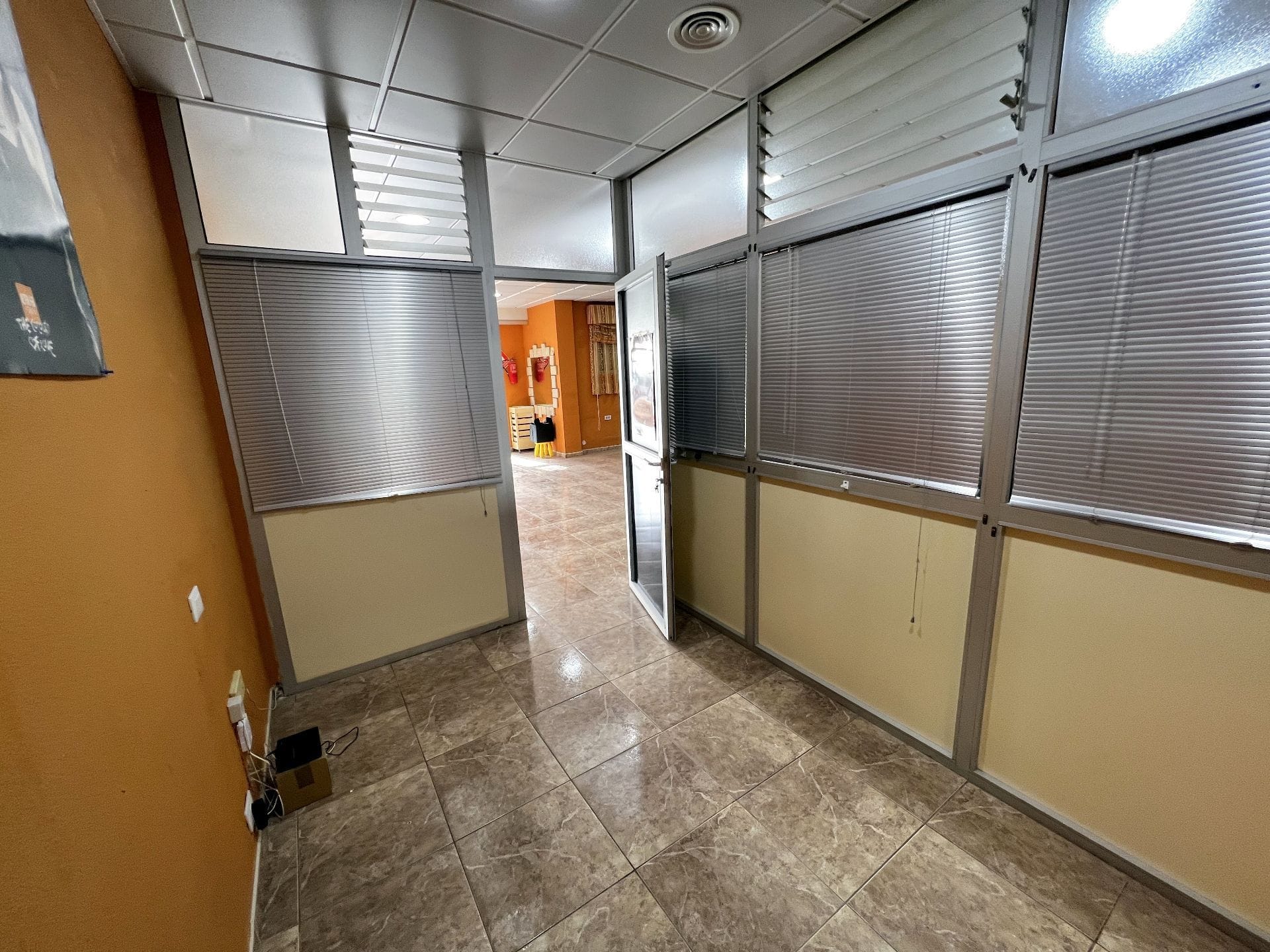 Local comercial en C/ Timanfaya 8
