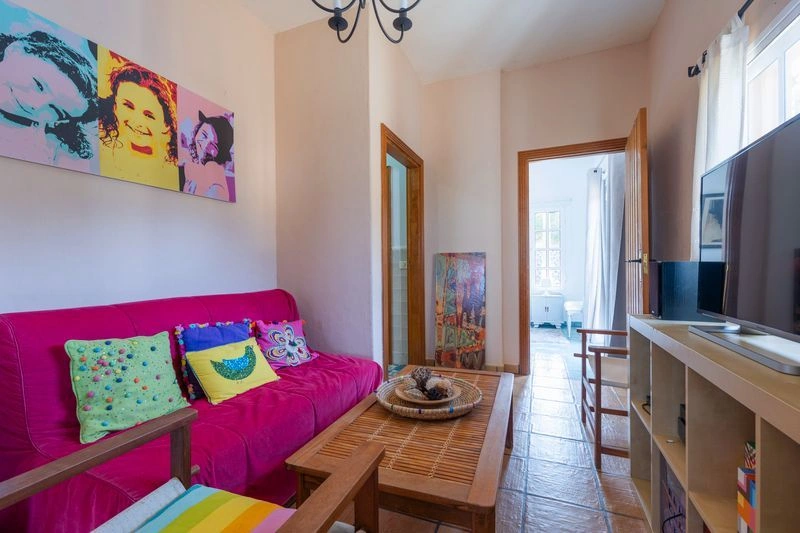 FINCA con Chalet, Casa de Invitaos, Piscina y Jardines