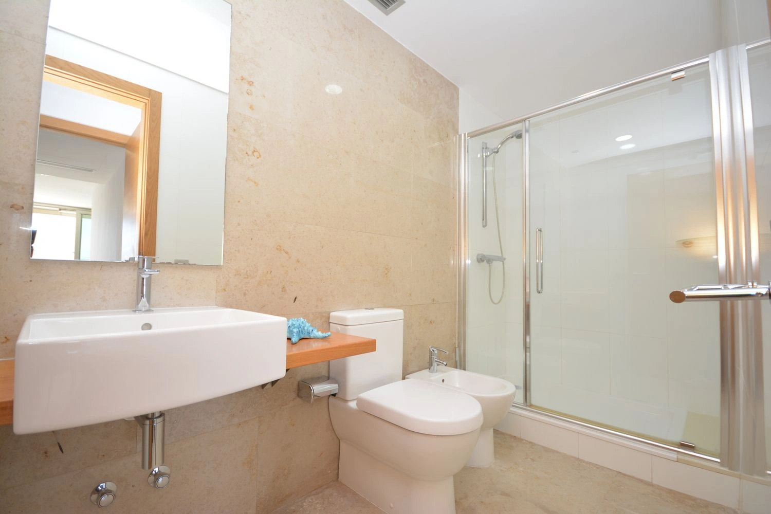 ✨ VIVIENDA DE LUJO CON VARIAS TERRAZAS Y MUCHA PRIVACIDAD EN RESIDENCIAL ANAGA.