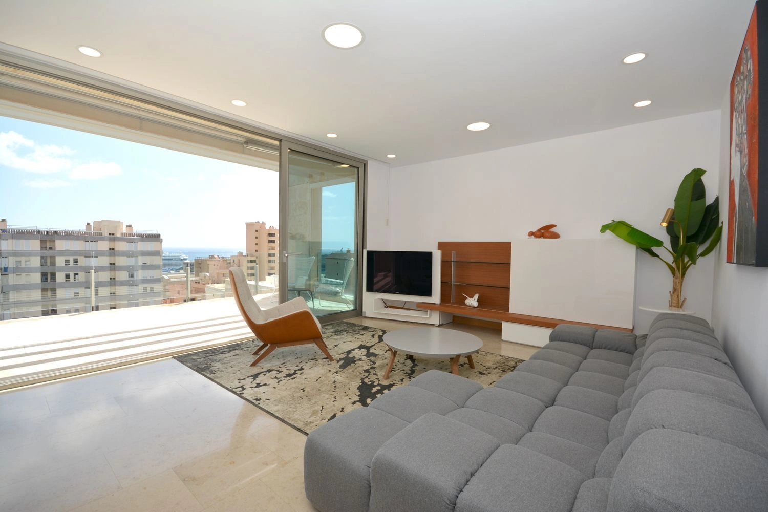 ✨ VIVIENDA DE LUJO CON VARIAS TERRAZAS Y MUCHA PRIVACIDAD EN RESIDENCIAL ANAGA.
