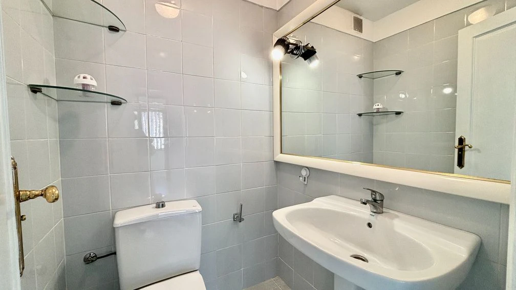 Exclusivo piso con terraza, vistas y garaje en zona residencial Anaga