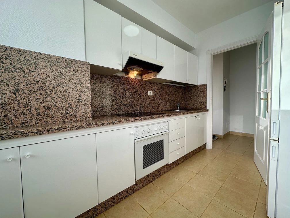Piso en esquina muy luminoso con 2 terrazas y vestidor – Cruz del Señor