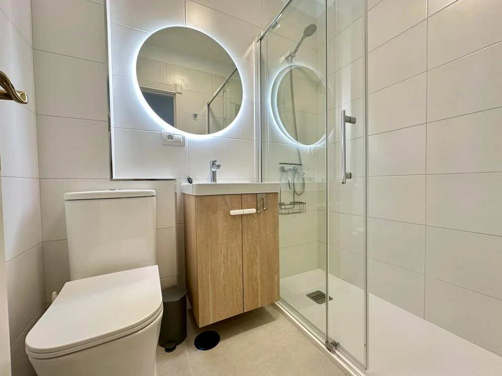 Piso en esquina muy luminoso con 2 terrazas y vestidor – Cruz del Señor