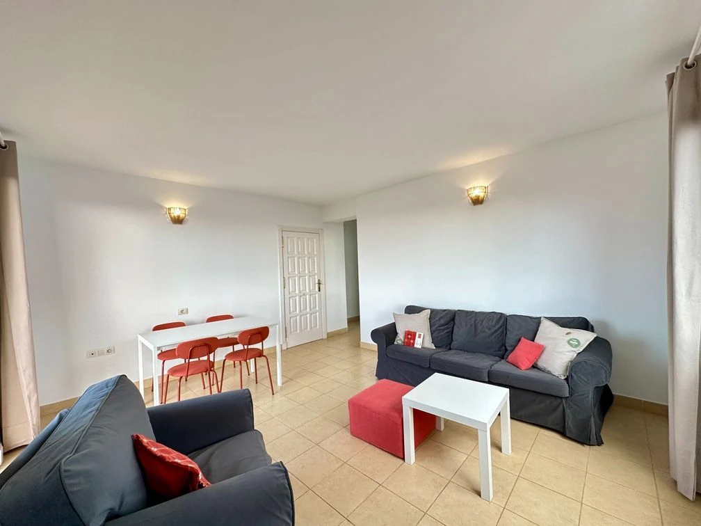 Piso en esquina muy luminoso con 2 terrazas y vestidor – Cruz del Señor