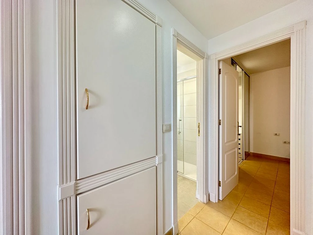 Piso en esquina muy luminoso con 2 terrazas y vestidor – Cruz del Señor