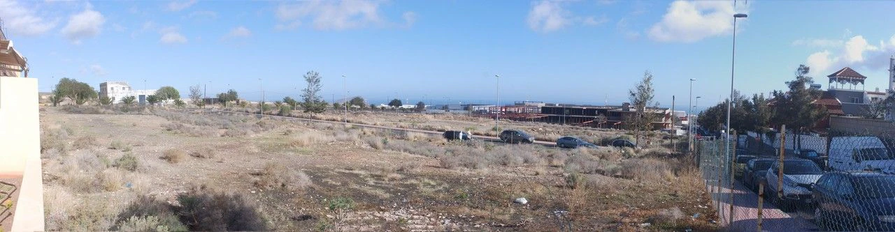 Parcela urbana en suelo comercial - residencial, en Llano del Camello, Las Chafiras