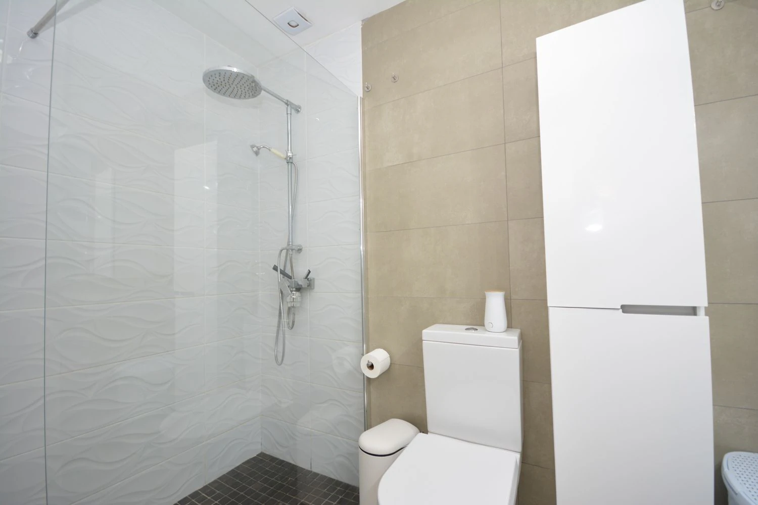 PENTHOUSE AVEC TERRASSE PRIVÉE ET PANNEAUX SOLAIRES AU CENTRE DE SANTA CRUZ