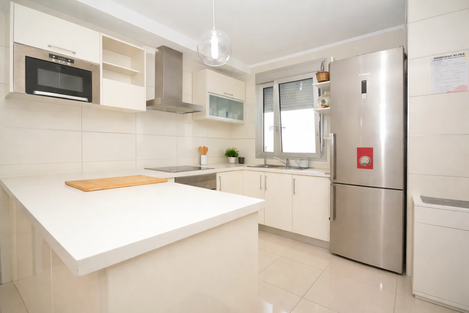 PENTHOUSE AVEC TERRASSE PRIVÉE ET PANNEAUX SOLAIRES AU CENTRE DE SANTA CRUZ