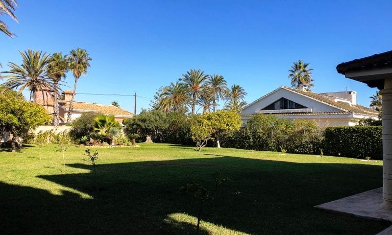 For Sale. Villa in Orihuela Costa